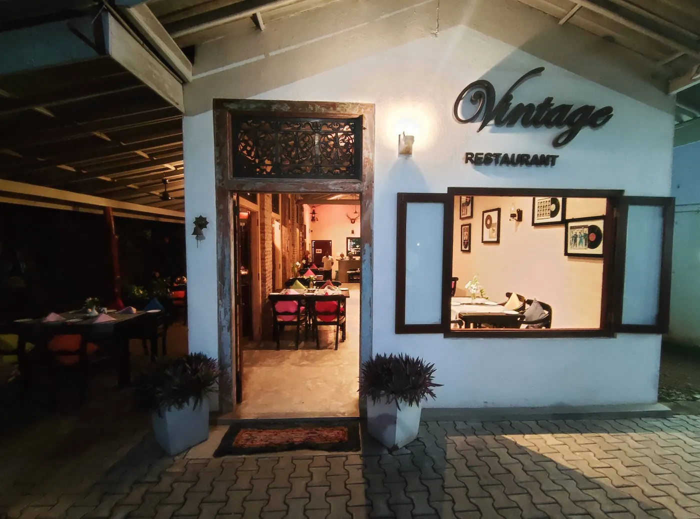 Vintage Restaurant, Restaurant in Sri Lanka